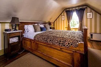 Corinda'S Cottages Hobart
