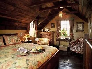 فندق Corinda'S Cottages هوبارت